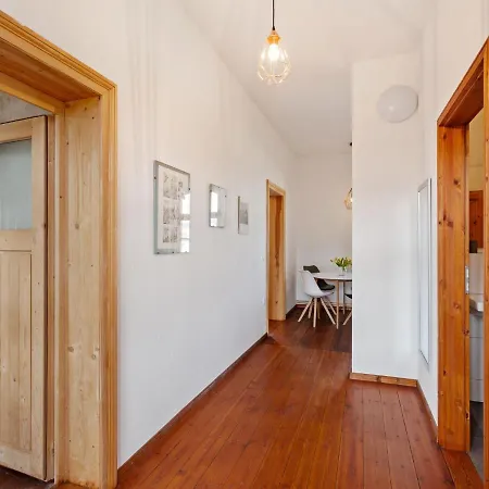 Elegant In Near Unteruckersee Lake Apartment Prenzlau
