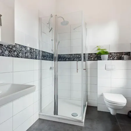 Apartment Elegant In Near Unteruckersee Lake Prenzlau