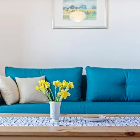 Elegant In Near Unteruckersee Lake Apartment